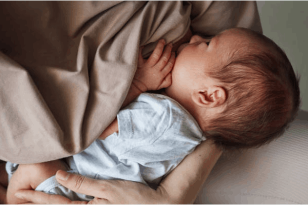 餵母奶不能吃什麼？哺乳期媽媽不能吃的退奶食物&發奶食物清單