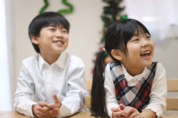 小孩幾歲會講話?小孩0-2歲的語言發展情況&幼兒發展評估